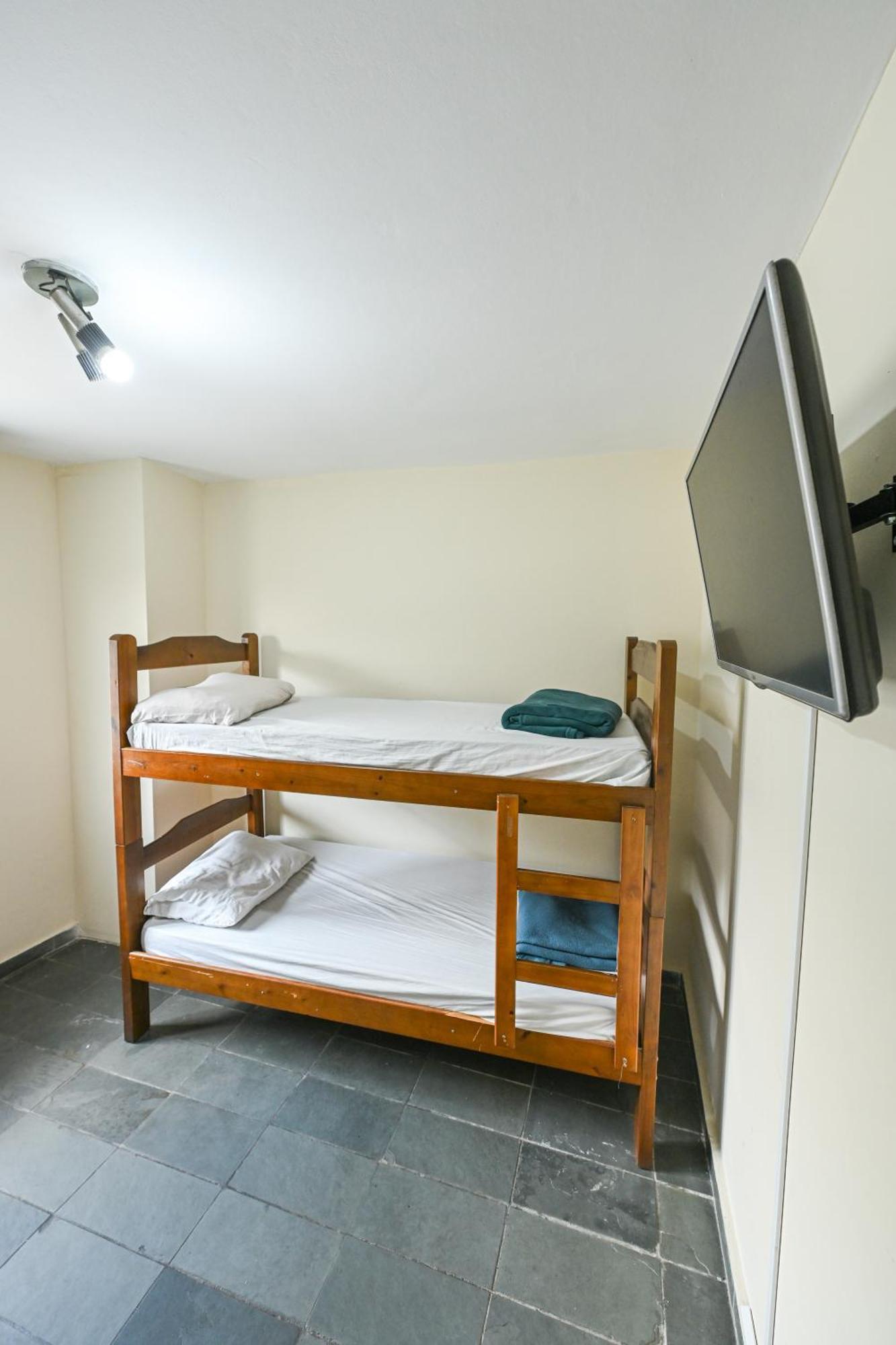 Espaço Viagi Hostel Taubaté Extérieur photo